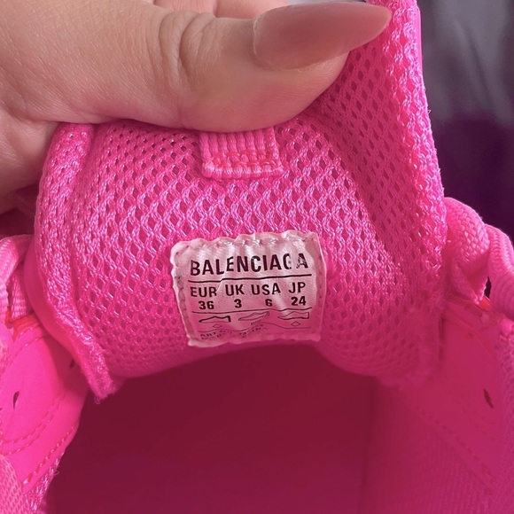 Barbie Pink BALENCIAGA Triple S - Shiny Latex Pink Rubber - Size EUR 36 / Size 6 - Picture 7 of 15